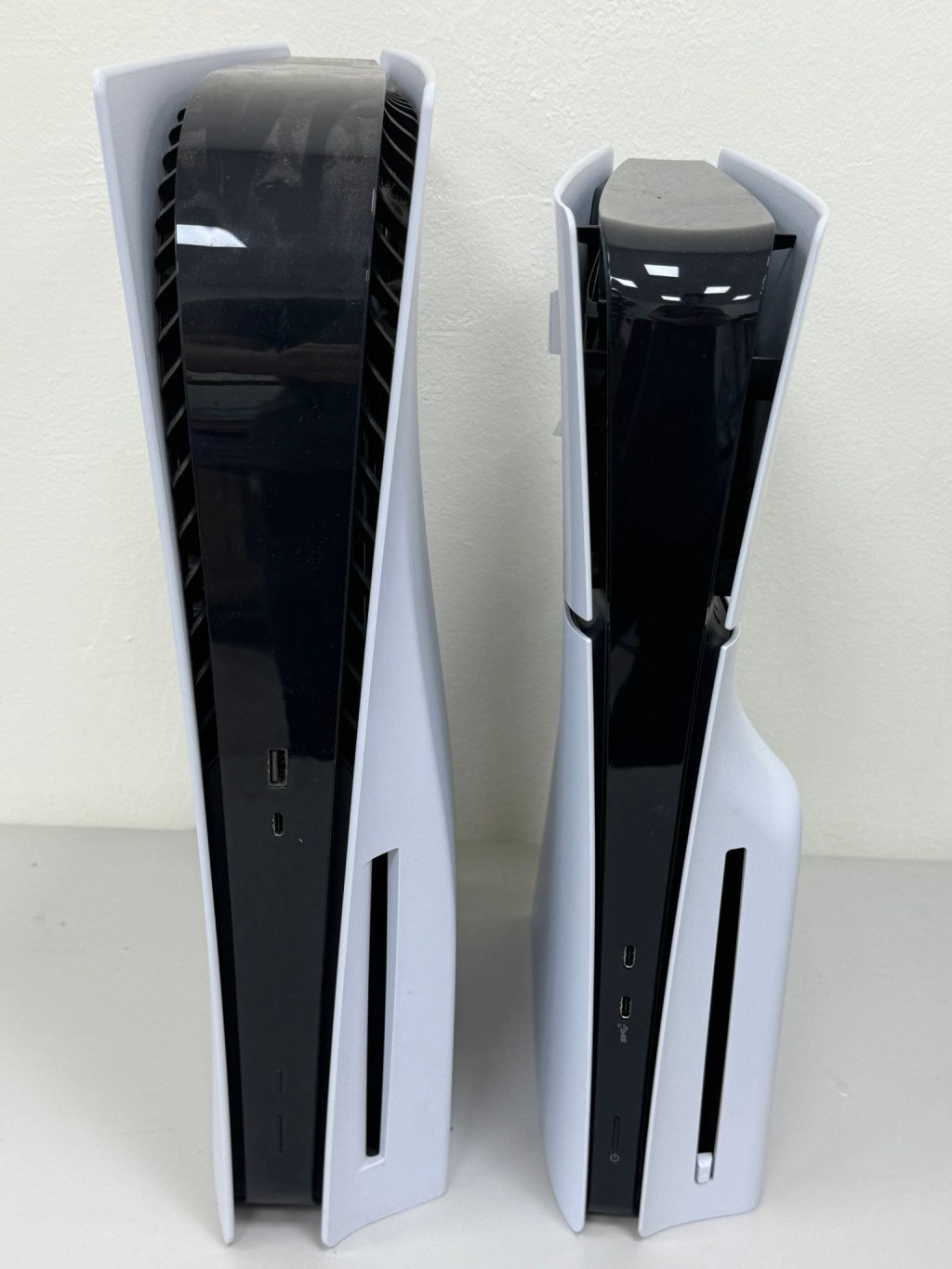 【SONY】快速辨認 PS5 初代 跟 PS5 Slim&nbsp;主機