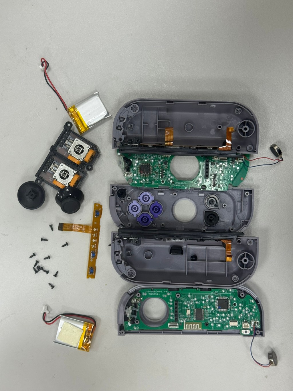 【JYS】 JoyCon 無線控制器&nbsp;完整拆解