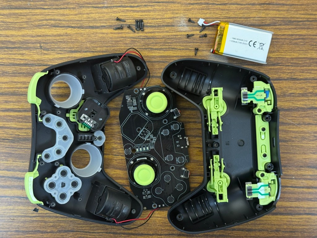 【極想】NS Pro無線手把 羅小黑 特仕版&nbsp;完整拆解